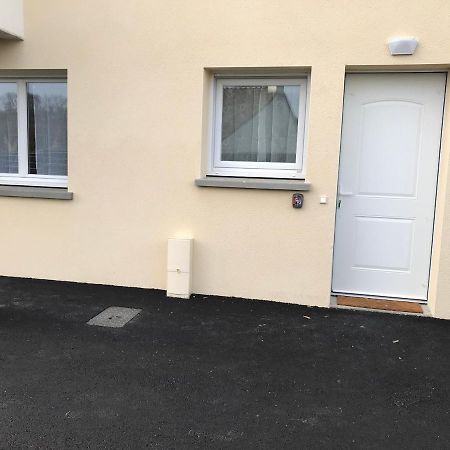 Appartement Numero 4 Ou Numero 8 Savigne-l'Eveque エクステリア 写真